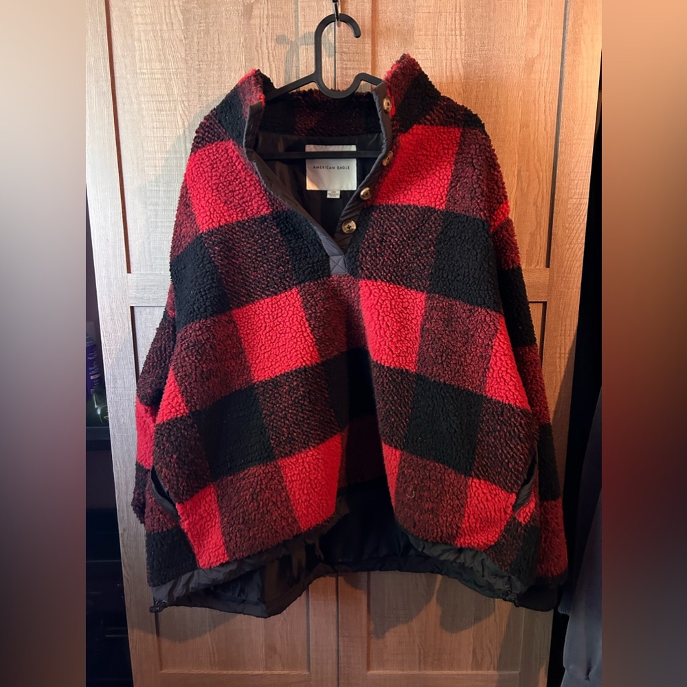 AE Pullover Coat